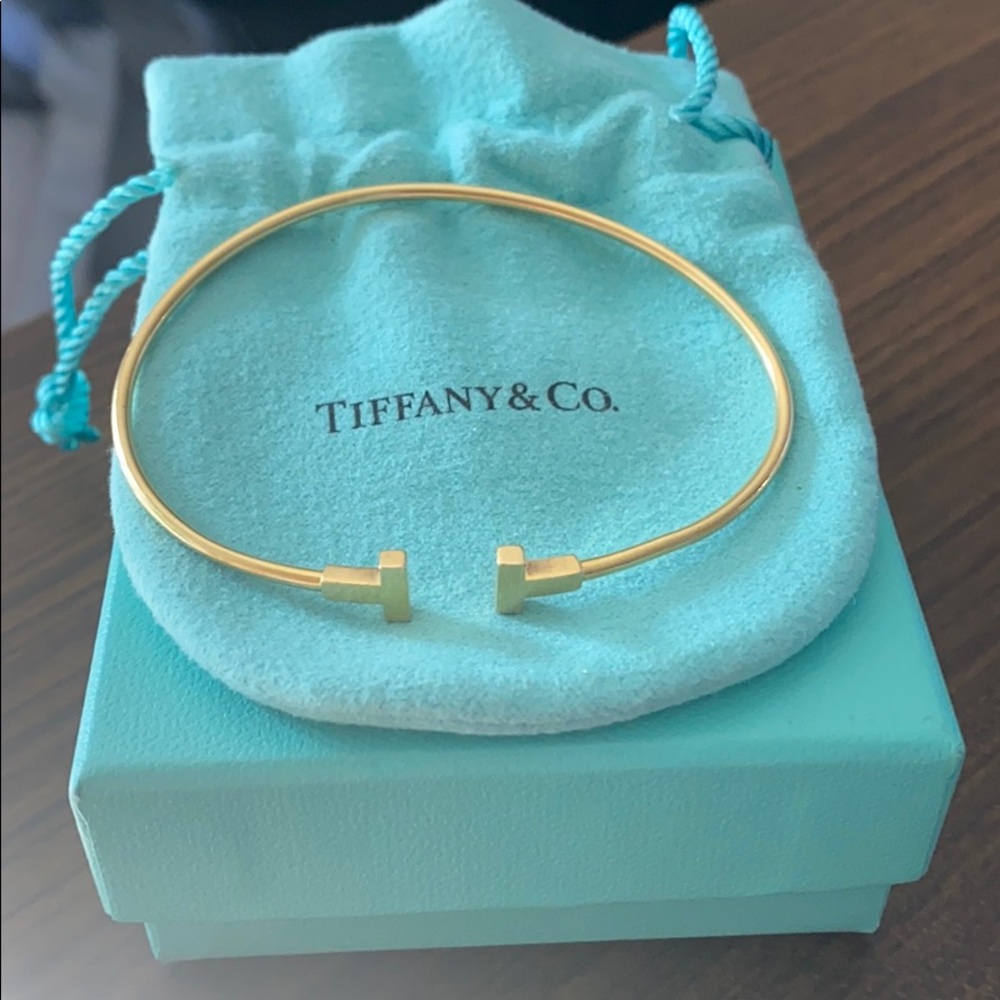 Tiffany 18k T Wire narrow bracelet - Picture 5 of 5